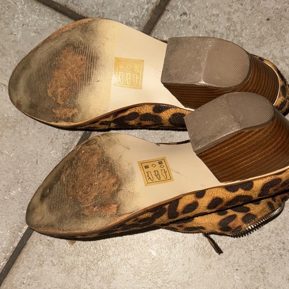 BEAST FASHION Leopard Print Ankle Booties - Picture 8 of 8